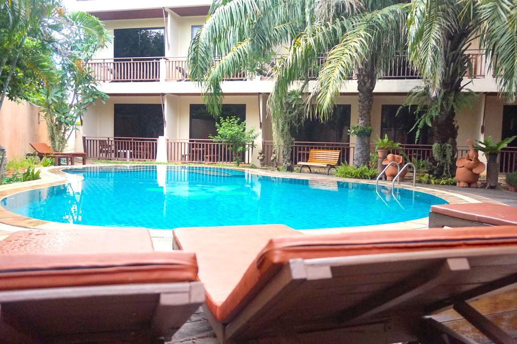 Thai Pura Resort Pattaya Exteriör bild