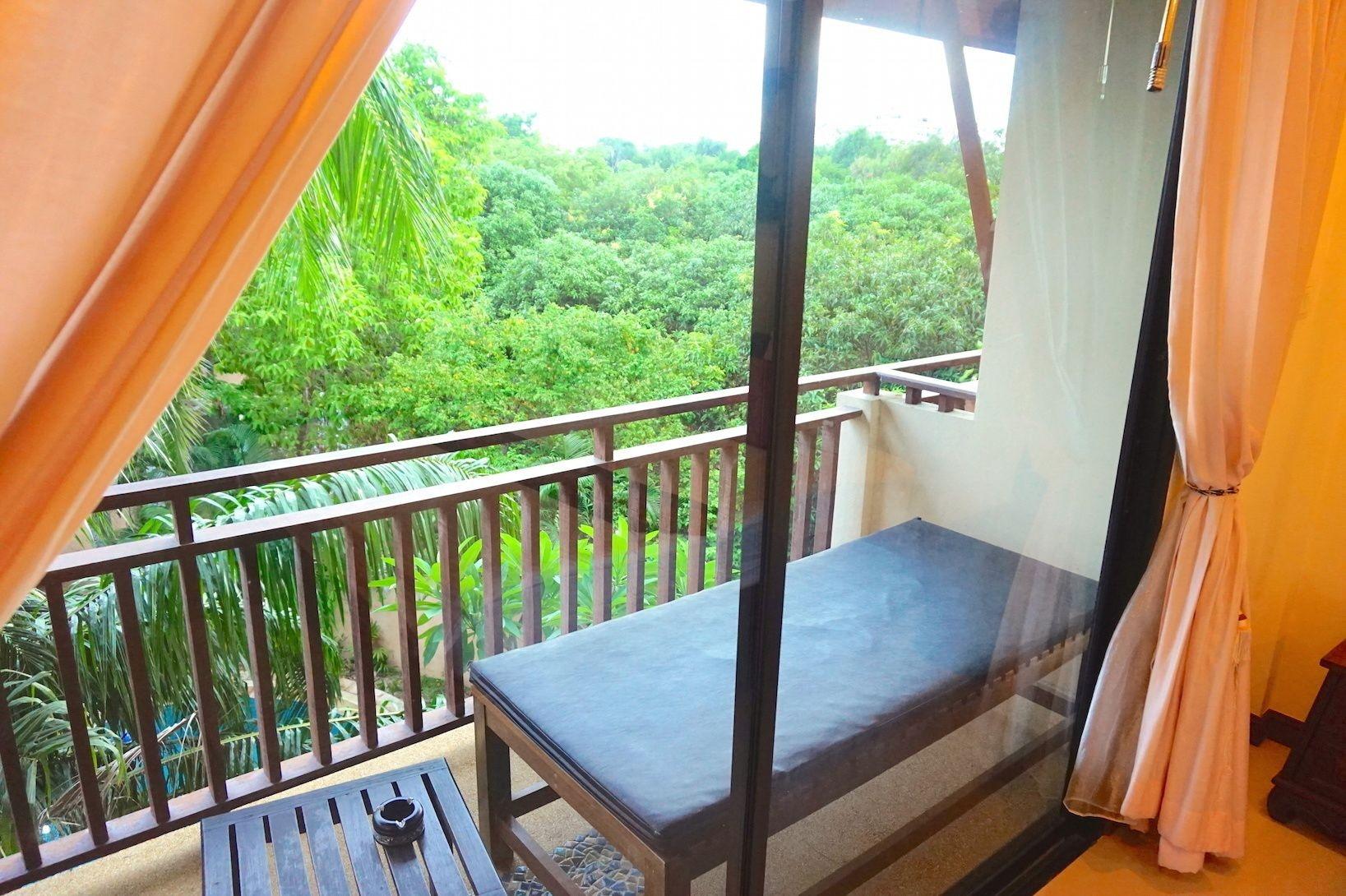 Thai Pura Resort Pattaya Exteriör bild